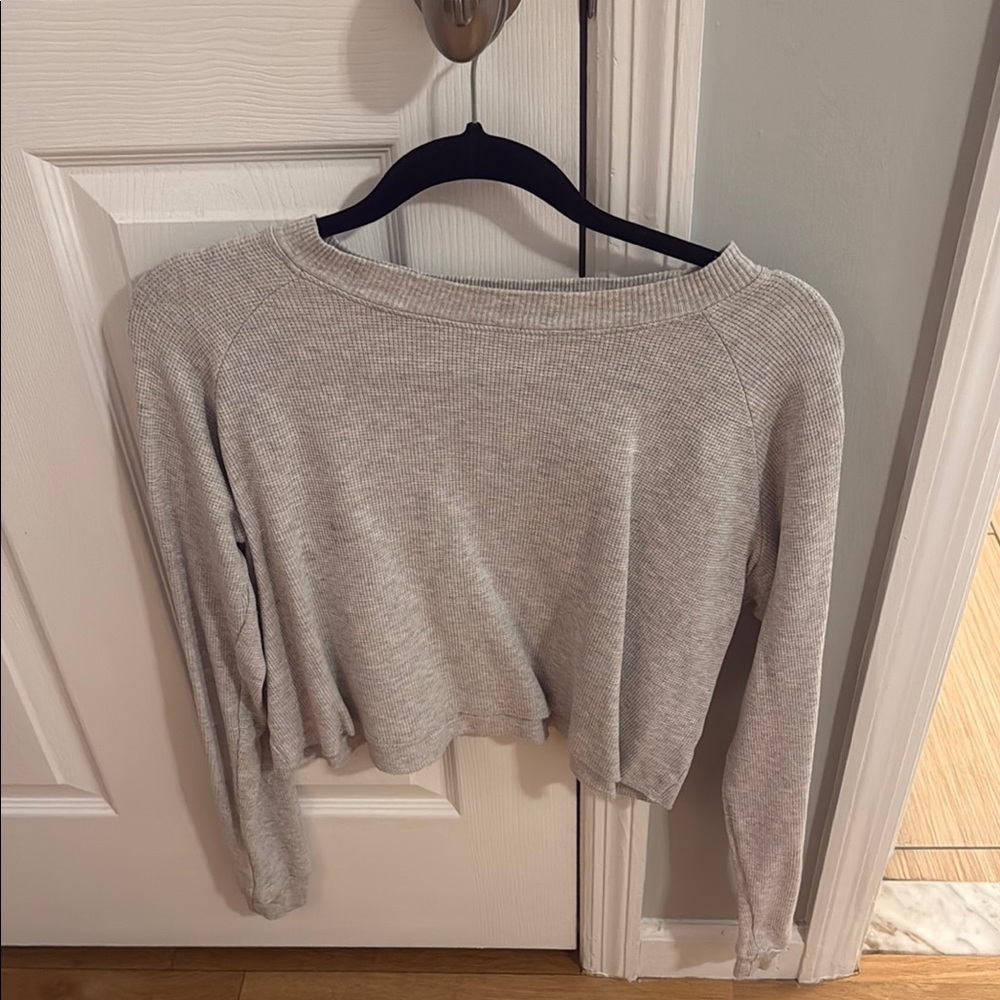 Brandy Melville Cropped Long Sleeve
